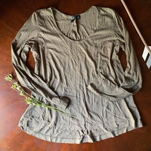 ✅SOLD✅ Scoop neck long sleeve